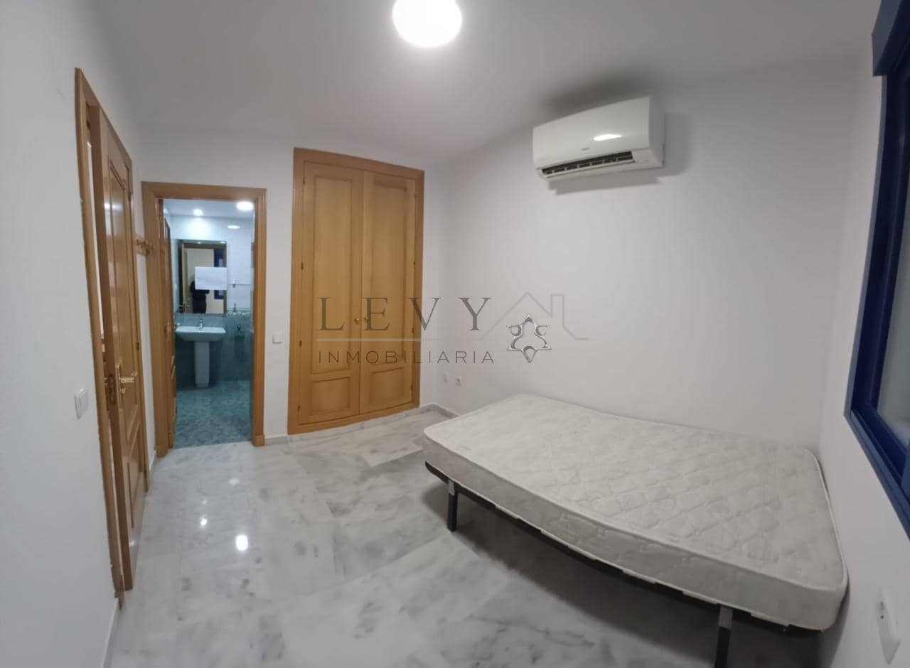 Piso de 2 habitaciones en Málaga ciudad en alquiler - 1.300 € (Ref: 9583273)