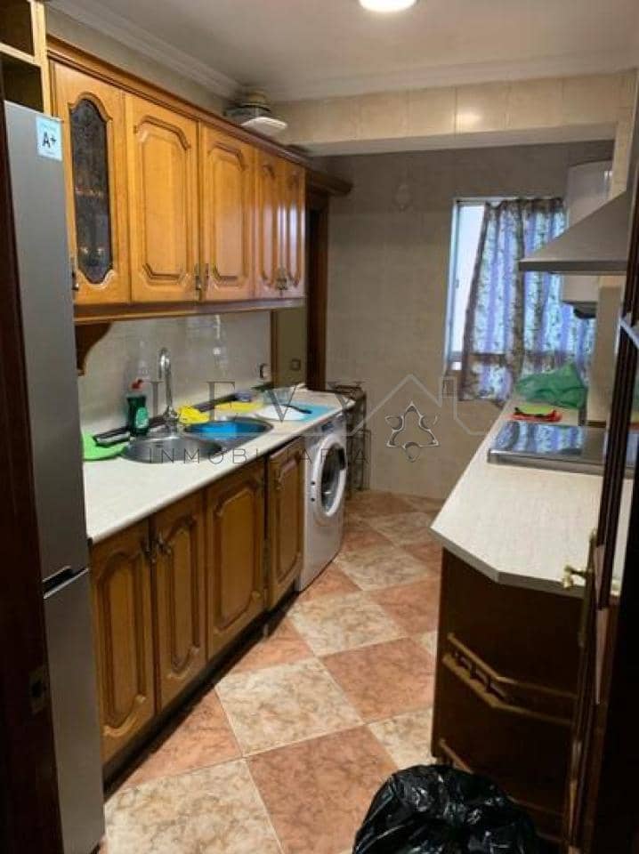 3 sovrum Lägenhet till salu i Malaga stad - 270 000 € (Ref: 9583277)