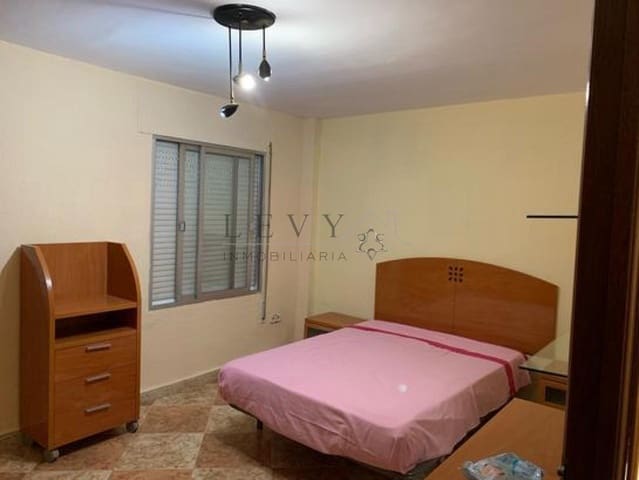 3 soveværelse Lejlighed til salg i Pol Ctra de Cartama, Málaga by - € 270.000 (Ref: 9583277)