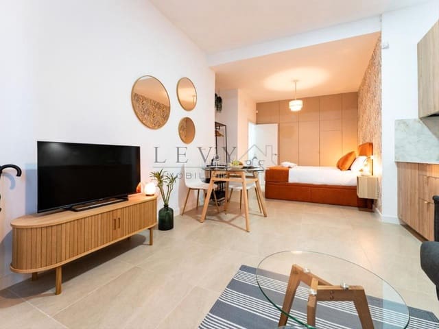 Monolocale in vendita in La Trinidad, Malaga città - 240.000 € (Rif: 9583279)