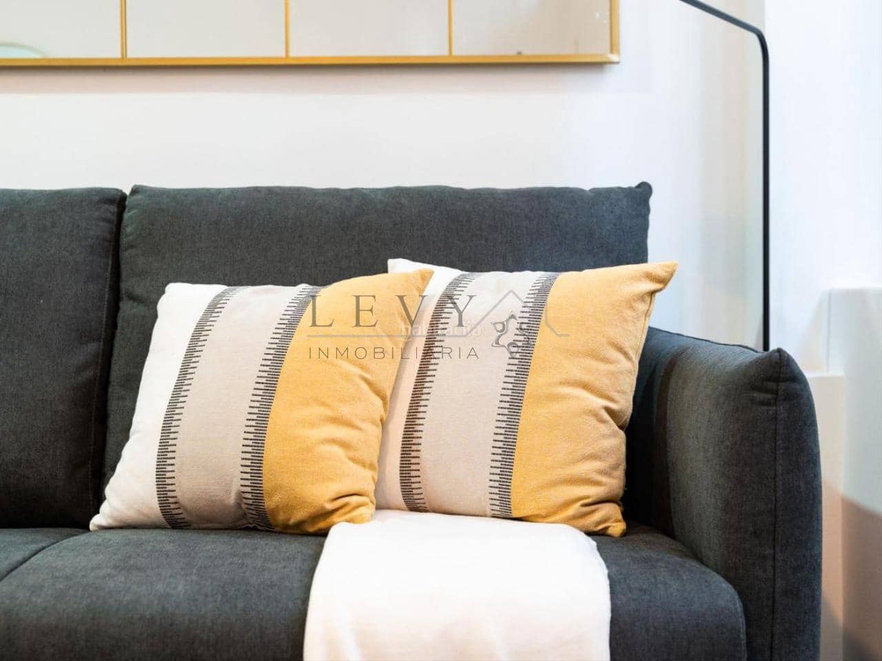 Studio à vendre à Malaga ville - 240 000 € (Ref: 9583279)