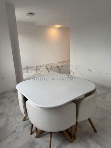 3 Zimmer Wohnung zu vermieten in Parque Ayala, Málaga Stadt - 1.699 € (Ref: 9583281)