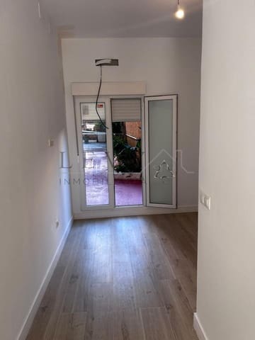 1 sovrum Lägenhet till salu i Cruz del Humilladero, Málaga stad - 185 000 € (Ref: 9583282)