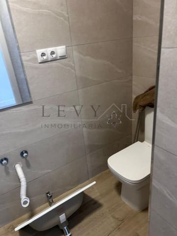 1 sovrum Lägenhet till salu i Cruz del Humilladero, Málaga stad - 185 000 € (Ref: 9583282)