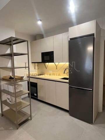 2 slaapkamer Flat te koop in La Trinidad, Málaga stad - € 225.000 (Ref: 9583286)