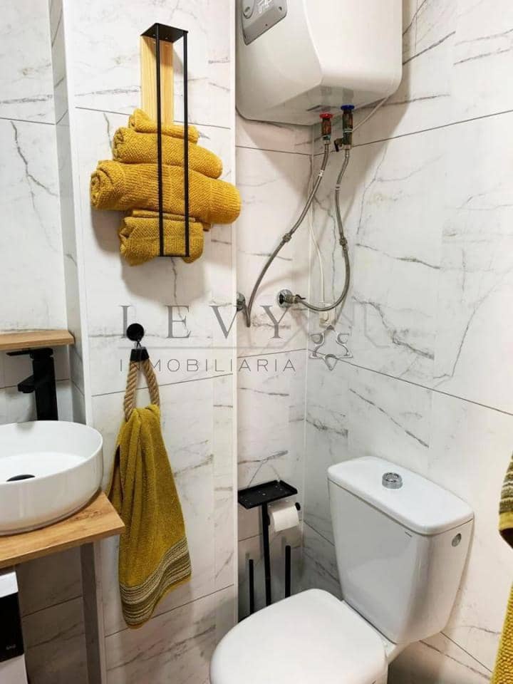 1 slaapkamer Studio te koop in Malaga stad - € 235.000 (Ref: 9583287)