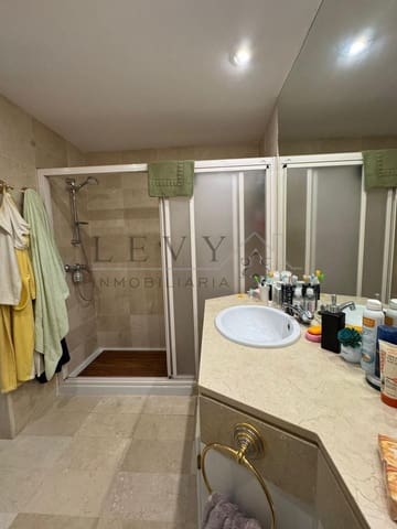 Piso de 2 habitaciones en Río Real, Marbella en venta con piscina garaje - 740.000 € (Ref: 9583288)