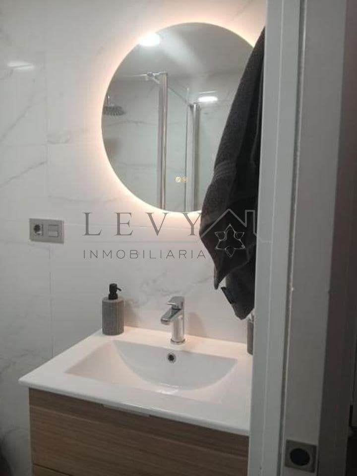 Piso de 3 habitaciones en Málaga ciudad en venta - 276.000 € (Ref: 9583289)