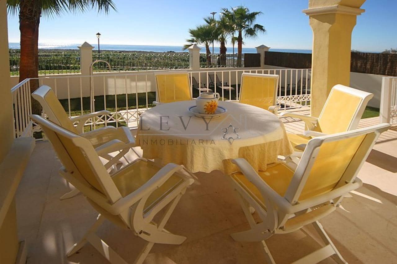 5 chambre Villa/Maison à vendre à Puerto Banus avec piscine garage - 3 000 000 € (Ref: 9583295)