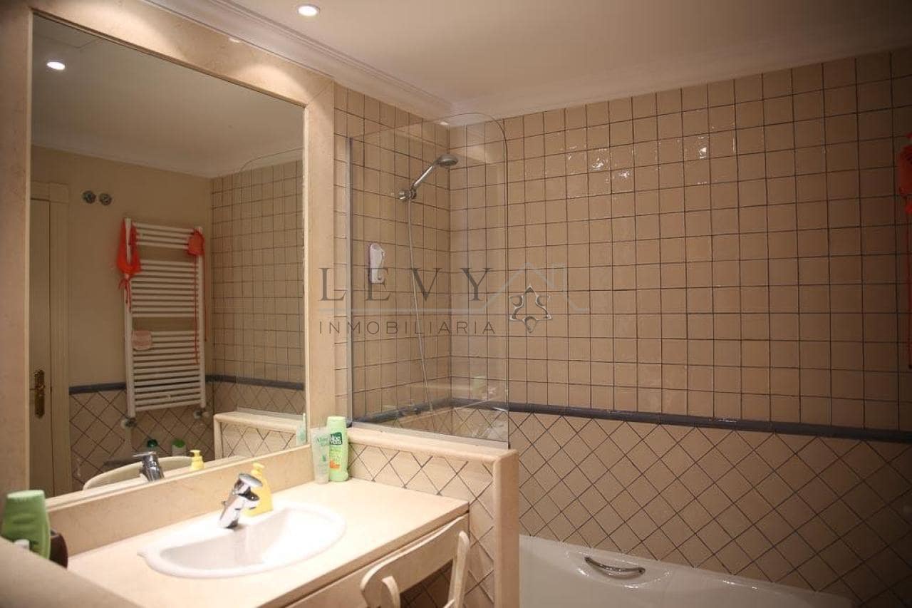 5 soveværelse Villa til salg i Puerto Banus med swimmingpool garage - € 1.916.000 (Ref: 9583296)