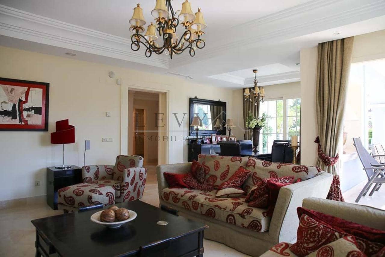 5 soveværelse Villa til salg i Puerto Banus med swimmingpool garage - € 1.916.000 (Ref: 9583296)