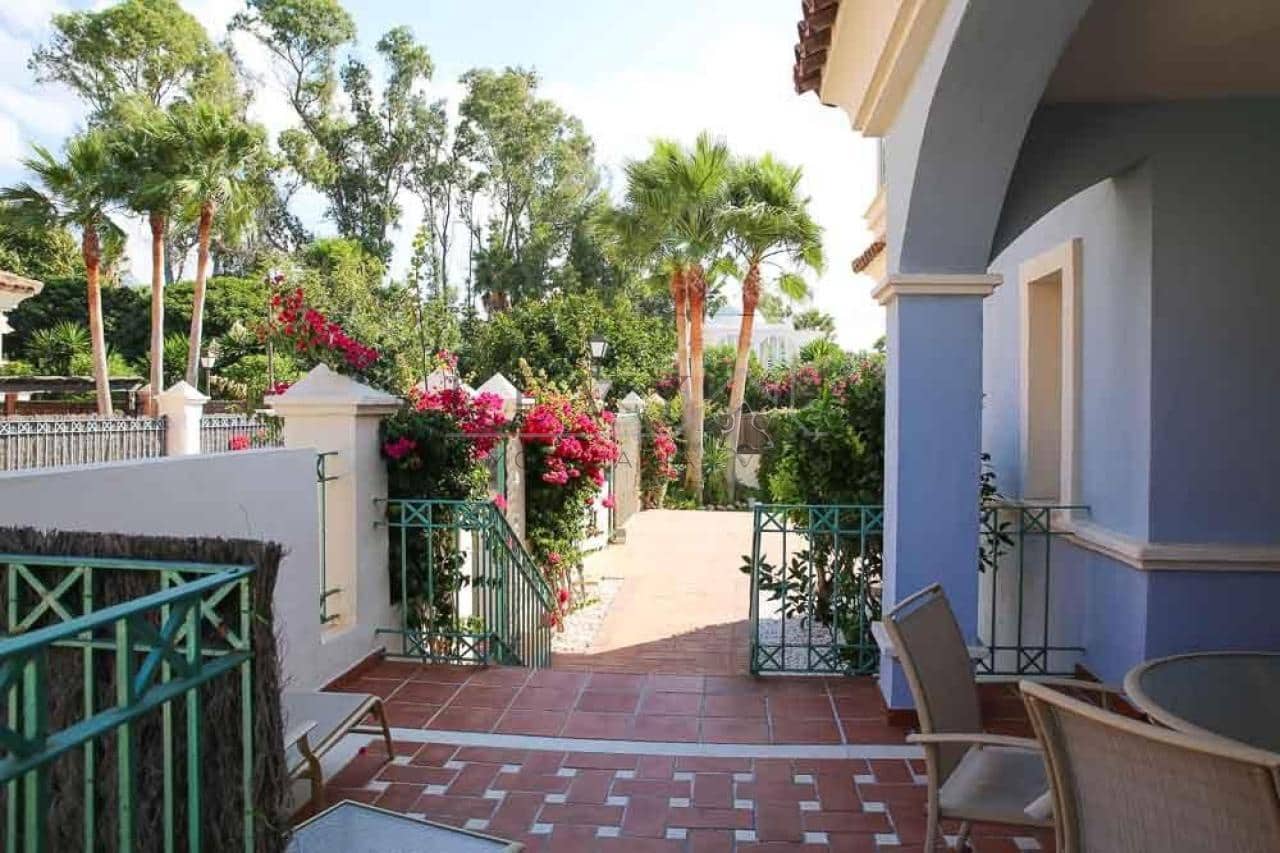 5 soveværelse Villa til salg i Puerto Banus med swimmingpool garage - € 1.916.000 (Ref: 9583296)