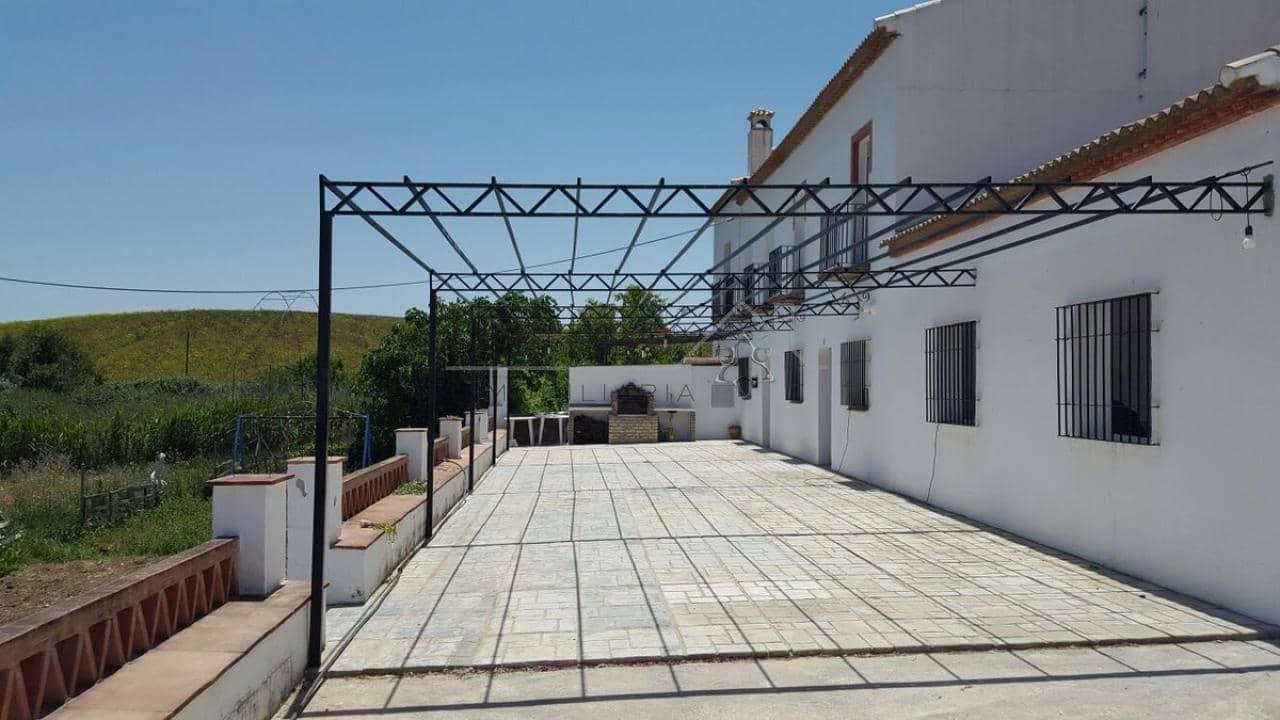 Chalet de 14 habitaciones en Ronda en venta con piscina garaje - 1.273.000 € (Ref: 9583297)