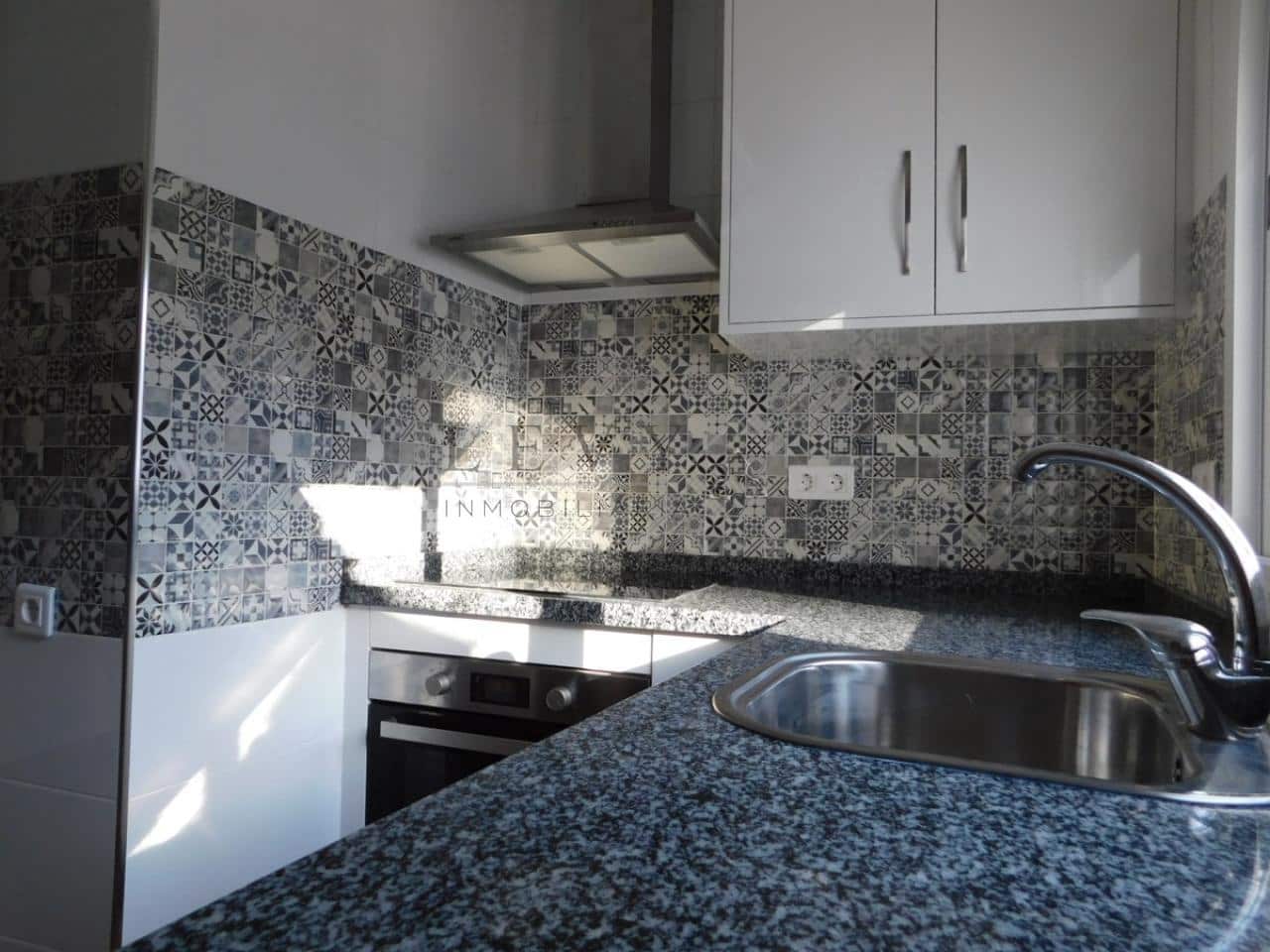 6 soveværelse Byhus til salg i Malaga by - € 636.300 (Ref: 9583298)