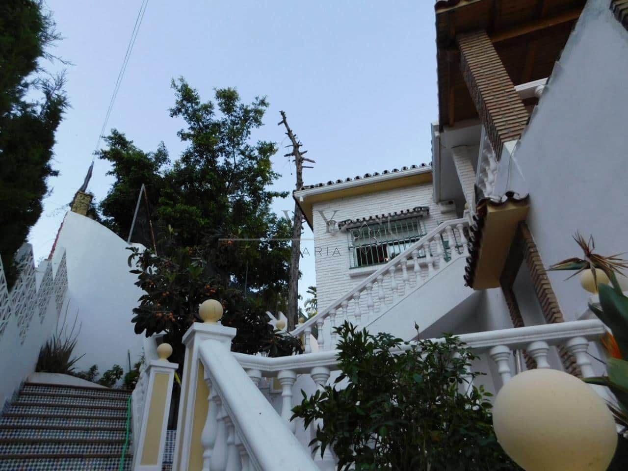 6 soveværelse Byhus til salg i Malaga by - € 636.300 (Ref: 9583298)