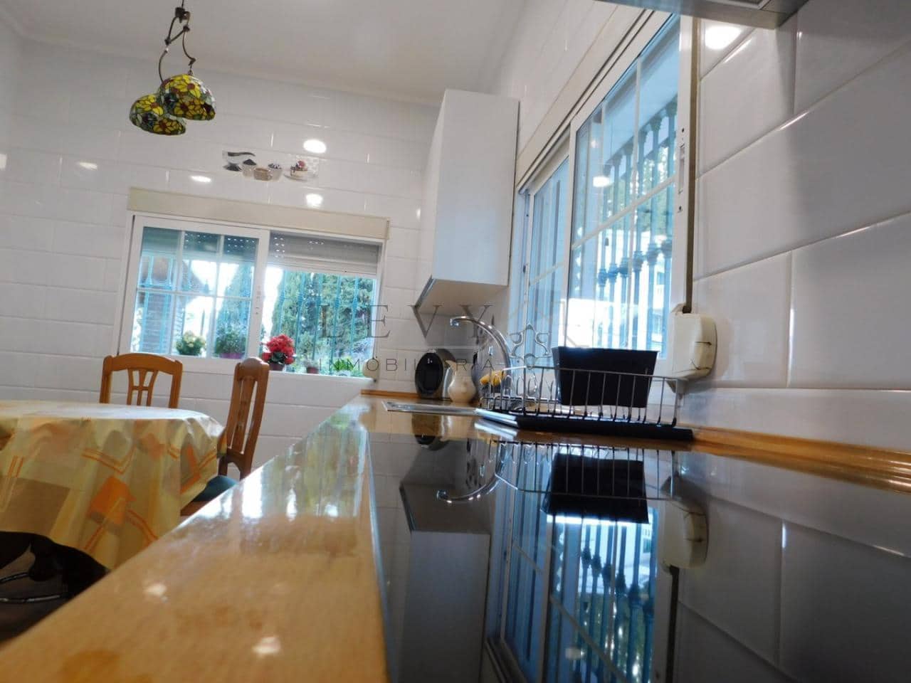 6 soveværelse Byhus til salg i Malaga by - € 636.300 (Ref: 9583298)