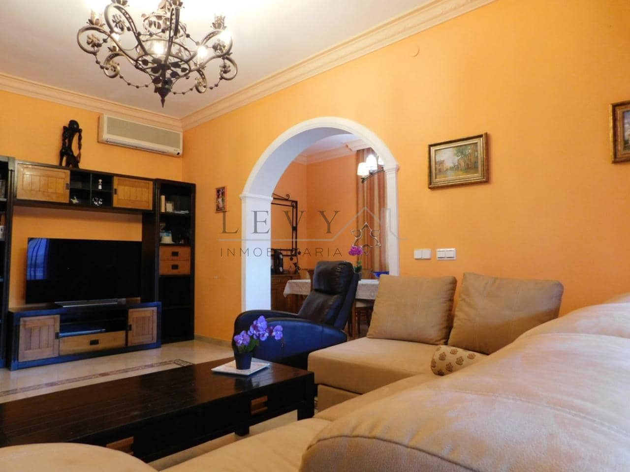 6 soveværelse Byhus til salg i Malaga by - € 636.300 (Ref: 9583298)