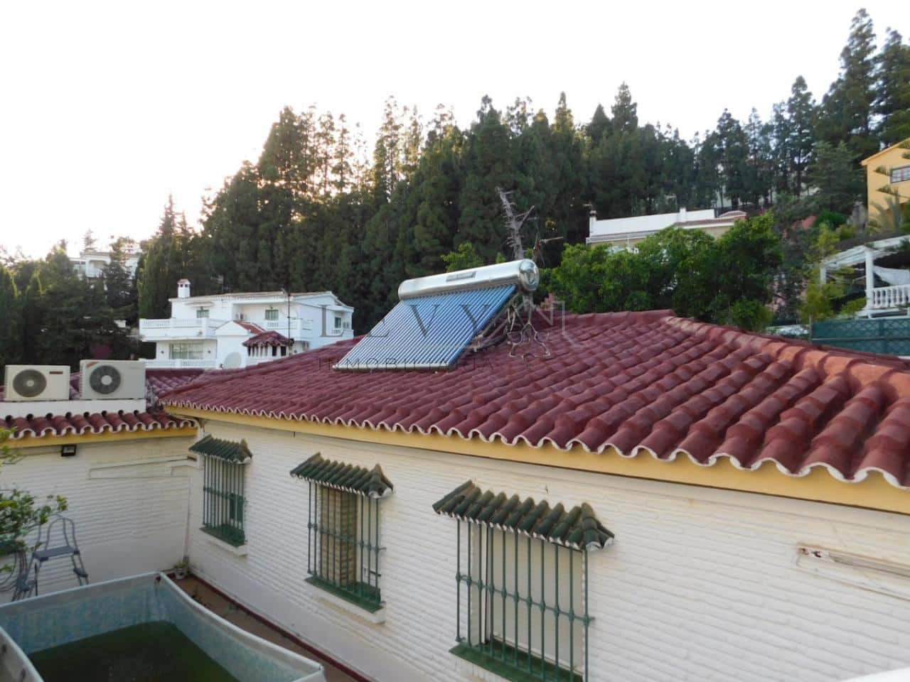 6 soveværelse Byhus til salg i Malaga by - € 636.300 (Ref: 9583298)