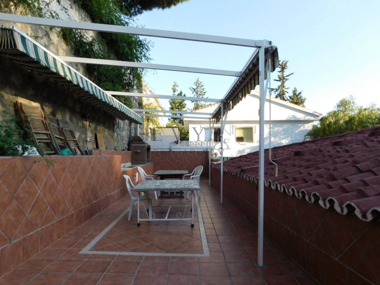 6 soveværelse Byhus til salg i Malaga by - € 636.300 (Ref: 9583298)