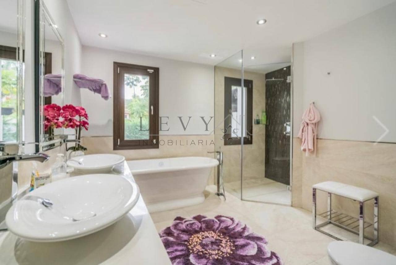 4 chambre Villa/Maison à vendre à Puerto Banus avec garage - 3 950 000 € (Ref: 9583300)