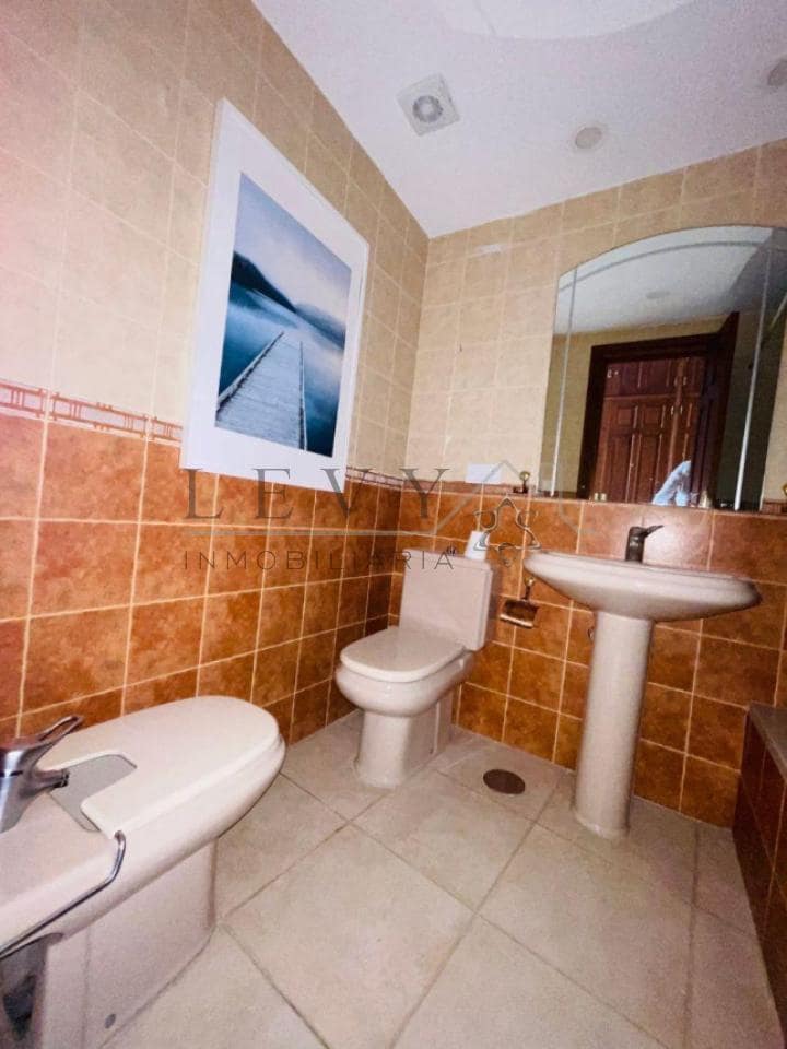 3 quarto Moradia para venda em Benahavis com garagem - 353 000 € (Ref: 9583301)