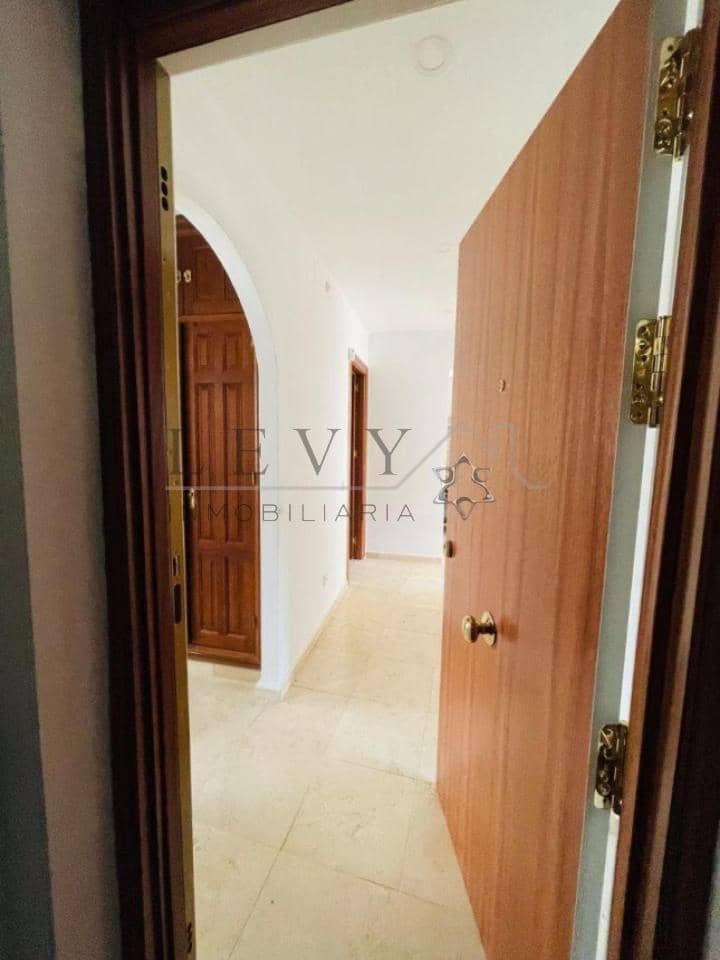 3 quarto Moradia para venda em Benahavis com garagem - 353 000 € (Ref: 9583301)