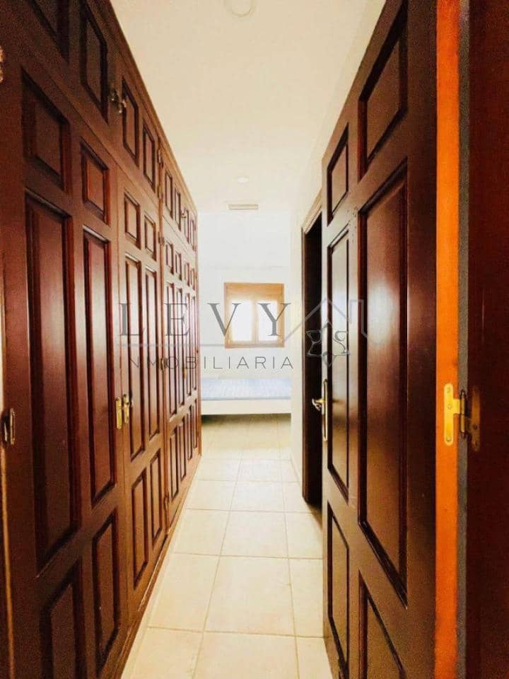 3 quarto Moradia para venda em Benahavis com garagem - 353 000 € (Ref: 9583301)