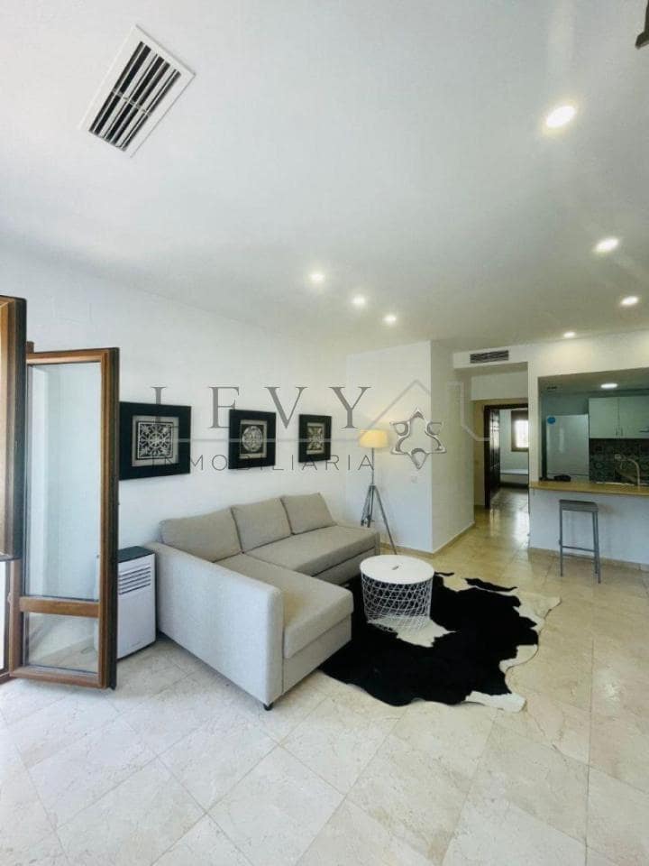 3 quarto Moradia para venda em Benahavis com garagem - 353 000 € (Ref: 9583301)