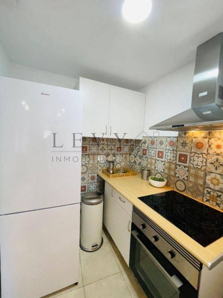 3 quarto Moradia para venda em Benahavis com garagem - 353 000 € (Ref: 9583301)