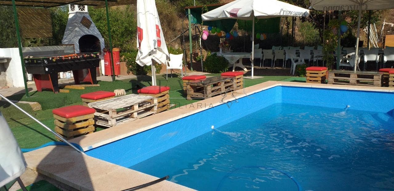 Villa/Maison de 2 chambres à louer à Cartama - 1 300 € (Ref: 9583304)