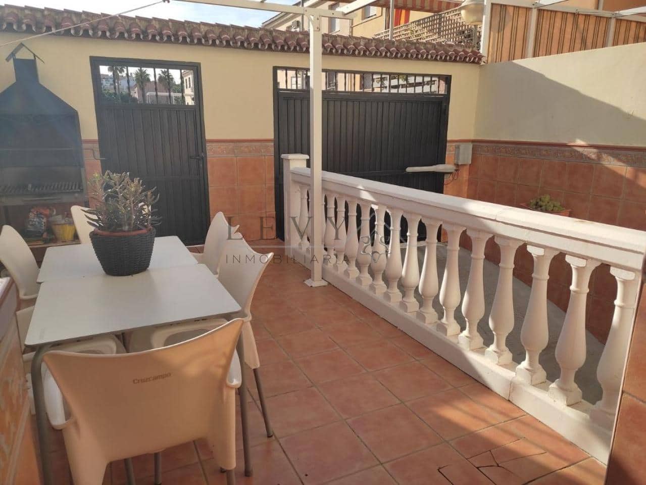 3 bedroom Villa for sale in Cartama - € 310,000 (Ref: 9583308)