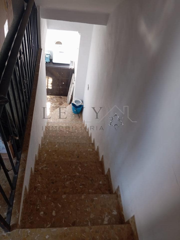 4 makuuhuone Huvila myytävänä paikassa Competa - 530 000 € (Ref: 9583309)