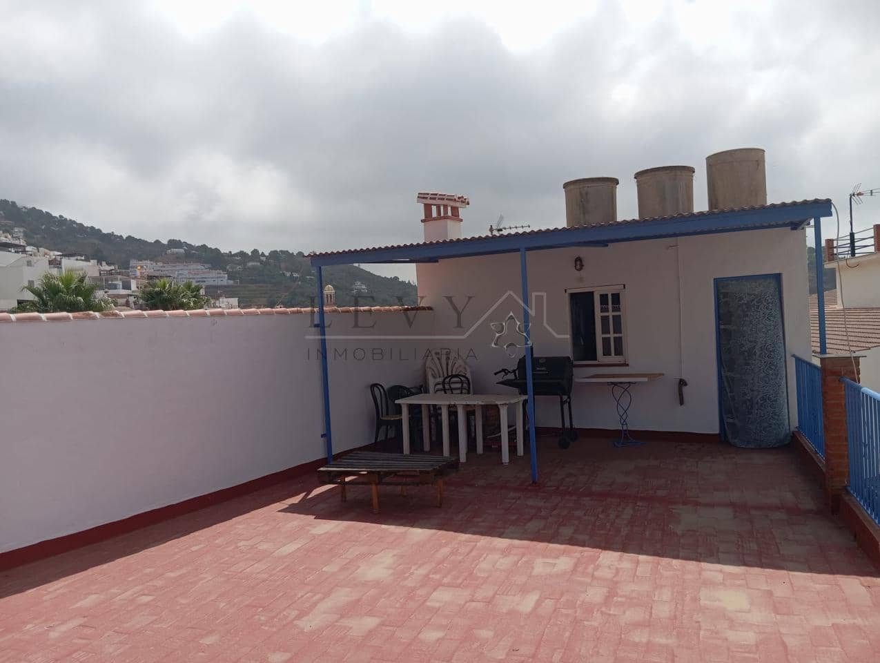 4 makuuhuone Huvila myytävänä paikassa Competa - 530 000 € (Ref: 9583309)