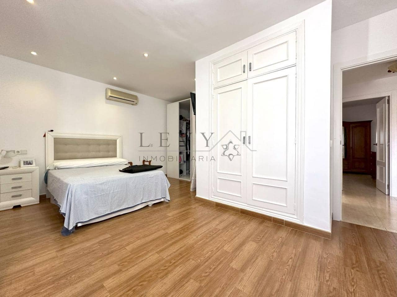 3 Zimmer Villa zu verkaufen in Marbella mit Pool Garage - 520.000 € (Ref: 9583310)