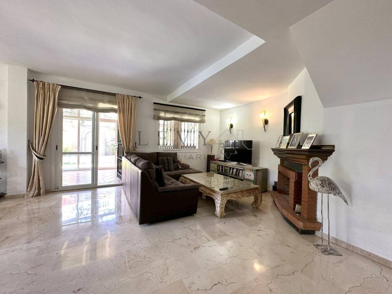 3 Zimmer Villa zu verkaufen in Marbella mit Pool Garage - 520.000 € (Ref: 9583310)