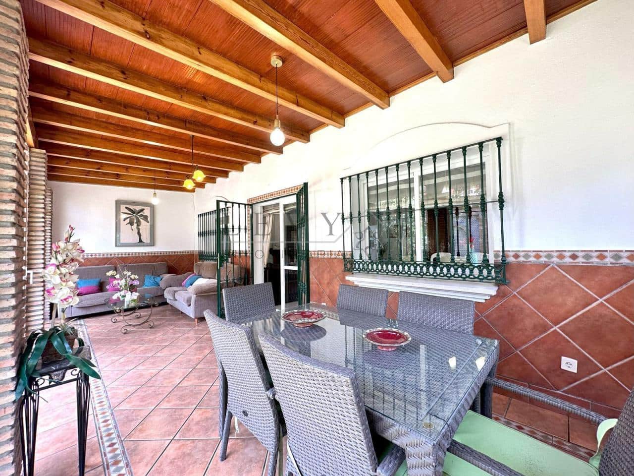 3 Zimmer Villa zu verkaufen in Marbella mit Pool Garage - 520.000 € (Ref: 9583310)