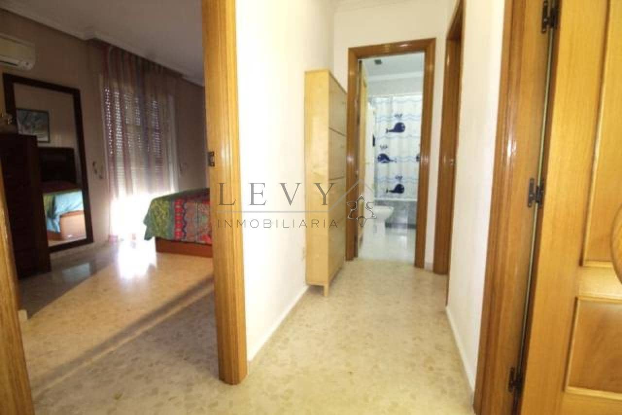 3 soverom Villa til salgs i Malaga by med garasje - € 326 500 (Ref: 9583312)