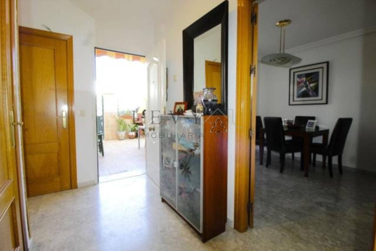 3 soverom Villa til salgs i Malaga by med garasje - € 326 500 (Ref: 9583312)