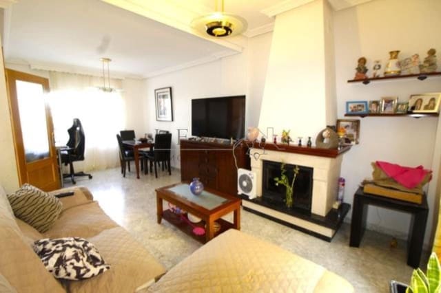 3 soverom Villa til salgs i Los Prados, Málaga by med garasje - € 326 500 (Ref: 9583312)