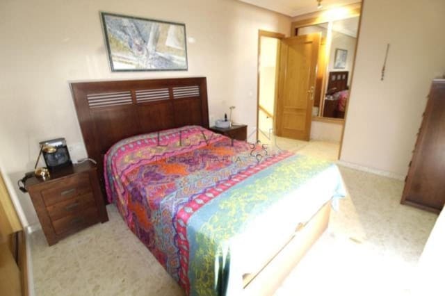 3 soverom Villa til salgs i Los Prados, Málaga by med garasje - € 326 500 (Ref: 9583312)