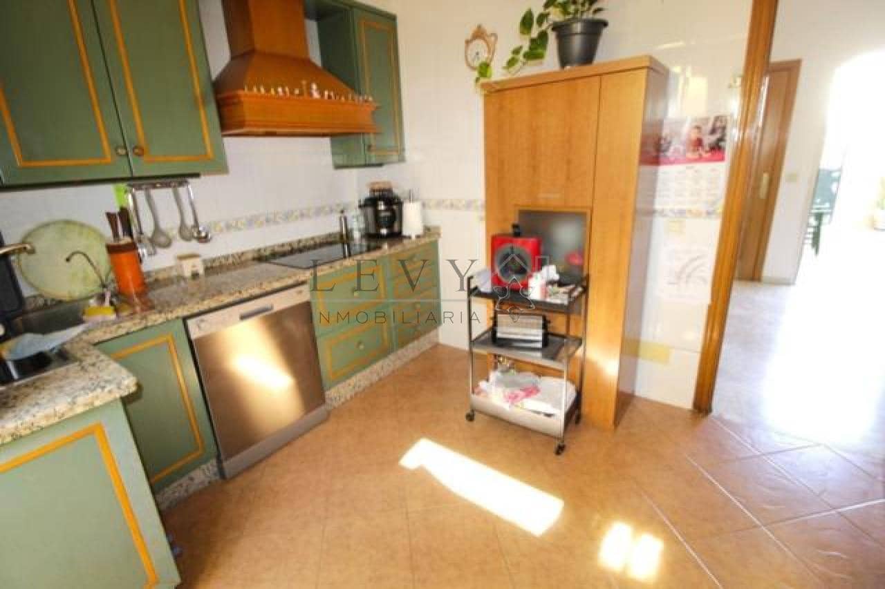 3 soverom Villa til salgs i Malaga by med garasje - € 326 500 (Ref: 9583312)