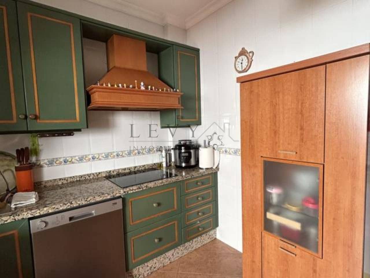 3 soverom Villa til salgs i Malaga by med garasje - € 326 500 (Ref: 9583312)