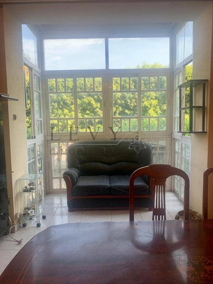 8 bedroom Townhouse for sale in Melilla - € 800,000 (Ref: 9583314)