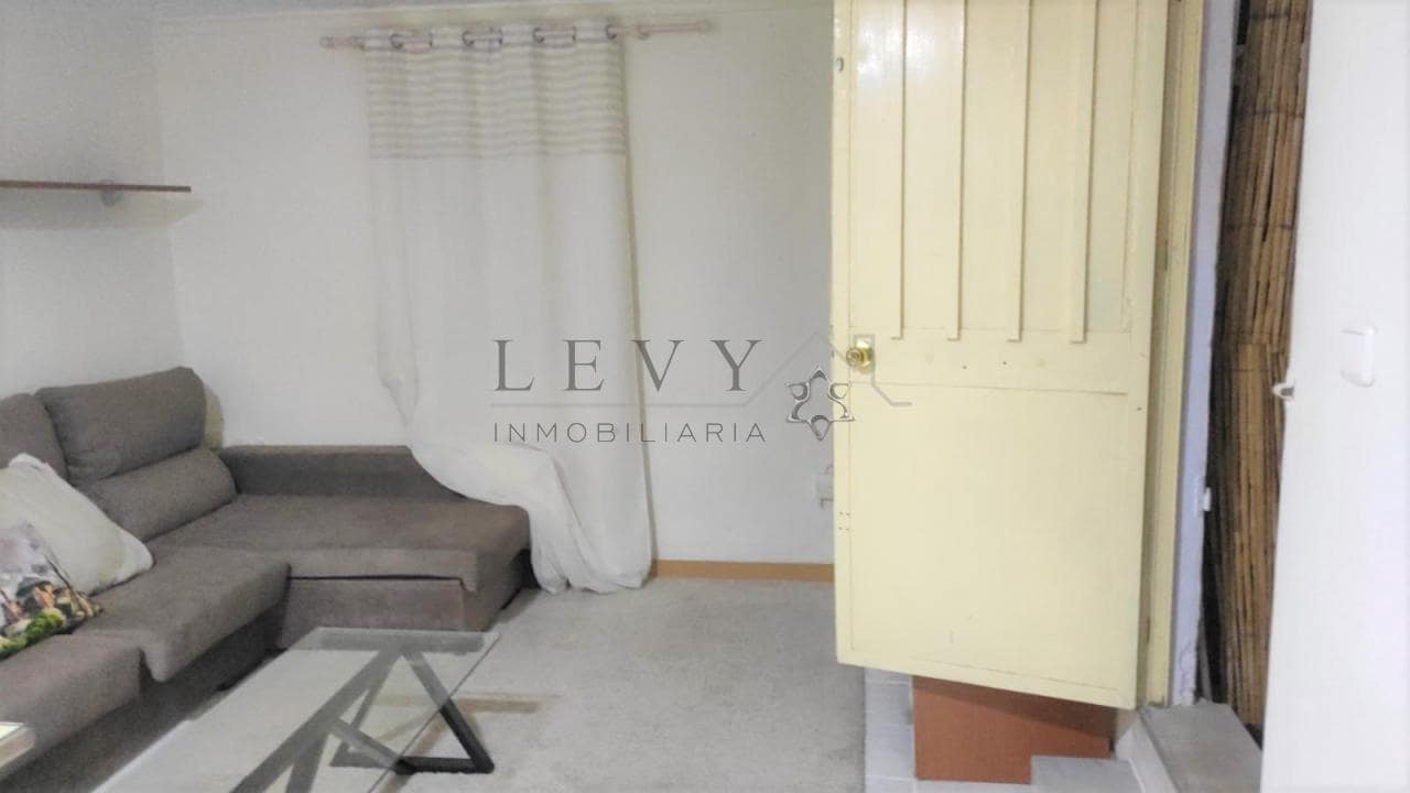 8 bedroom Townhouse for sale in Melilla - € 800,000 (Ref: 9583314)