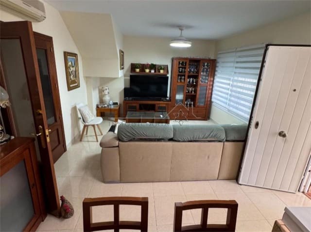 3 slaapkamer Halfvrijstaande villa te koop in Rincón de la Victoria met zwembad garage - € 460.000 (Ref: 9583315)