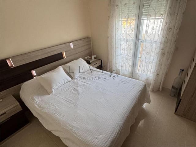 3 slaapkamer Halfvrijstaande villa te koop in Rincón de la Victoria met zwembad garage - € 460.000 (Ref: 9583315)