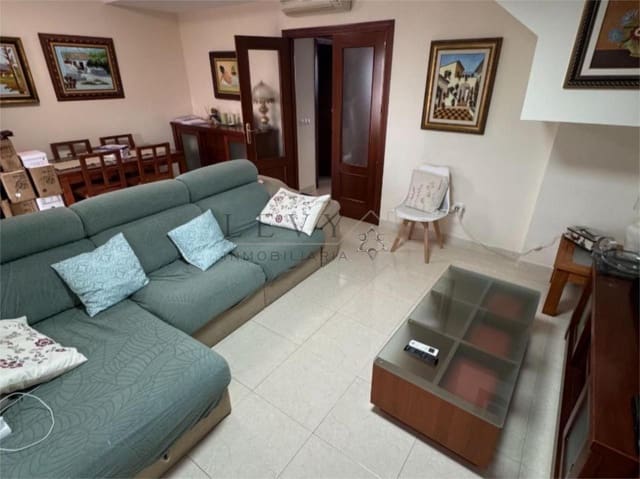 3 slaapkamer Halfvrijstaande villa te koop in Rincón de la Victoria met zwembad garage - € 460.000 (Ref: 9583315)