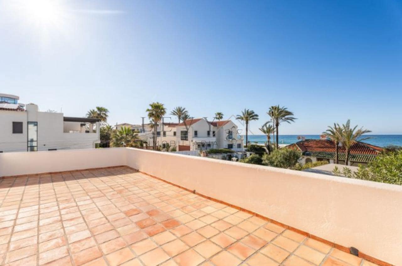 5 Zimmer Villa zu verkaufen in Marbella mit Pool Garage - 2.695.000 € (Ref: 9583316)