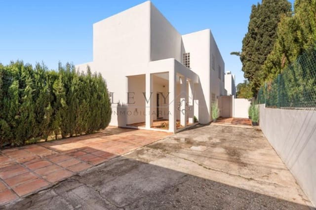 5 Zimmer Villa zu verkaufen in Marbella mit Pool Garage - 2.695.000 € (Ref: 9583316)