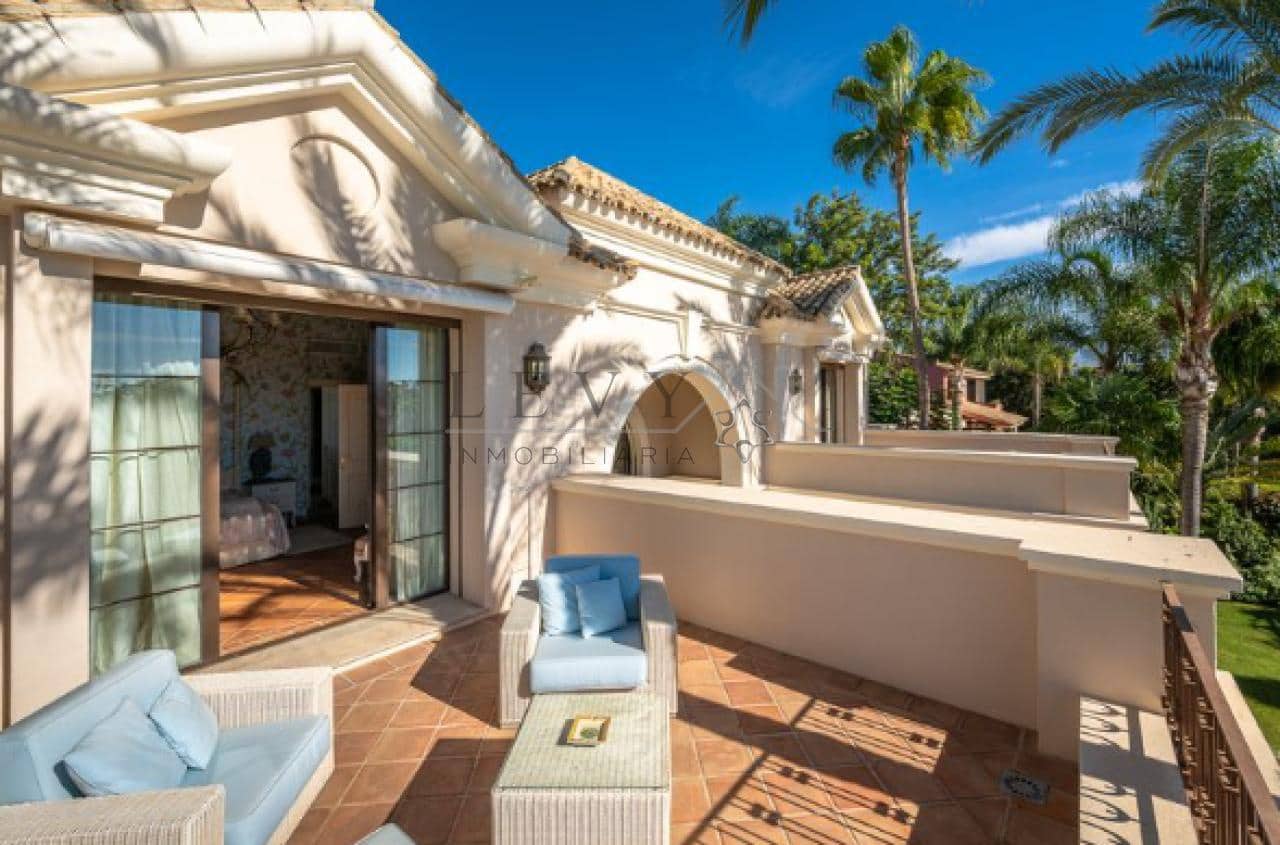 8 quarto Moradia para venda em Guadalmina com piscina garagem - 7 500 000 € (Ref: 9583317)